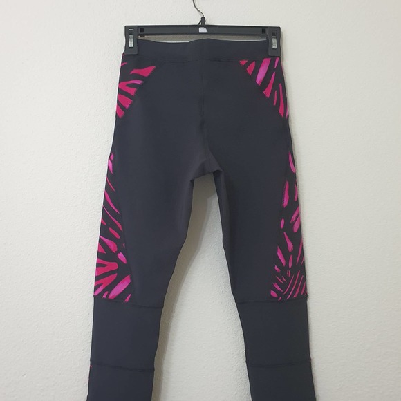 Redemption Athletix Black Pink Activewear Leggings Women's Size Small - Picture 7 of 9